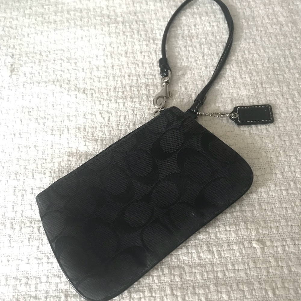 Coach wristlet - Picture 2 of 3